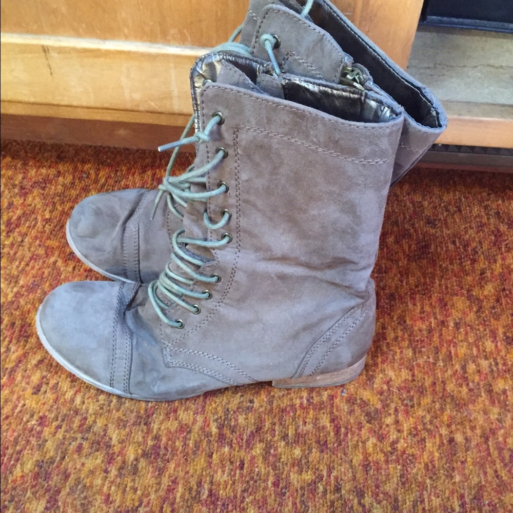 - Greenish grey boots